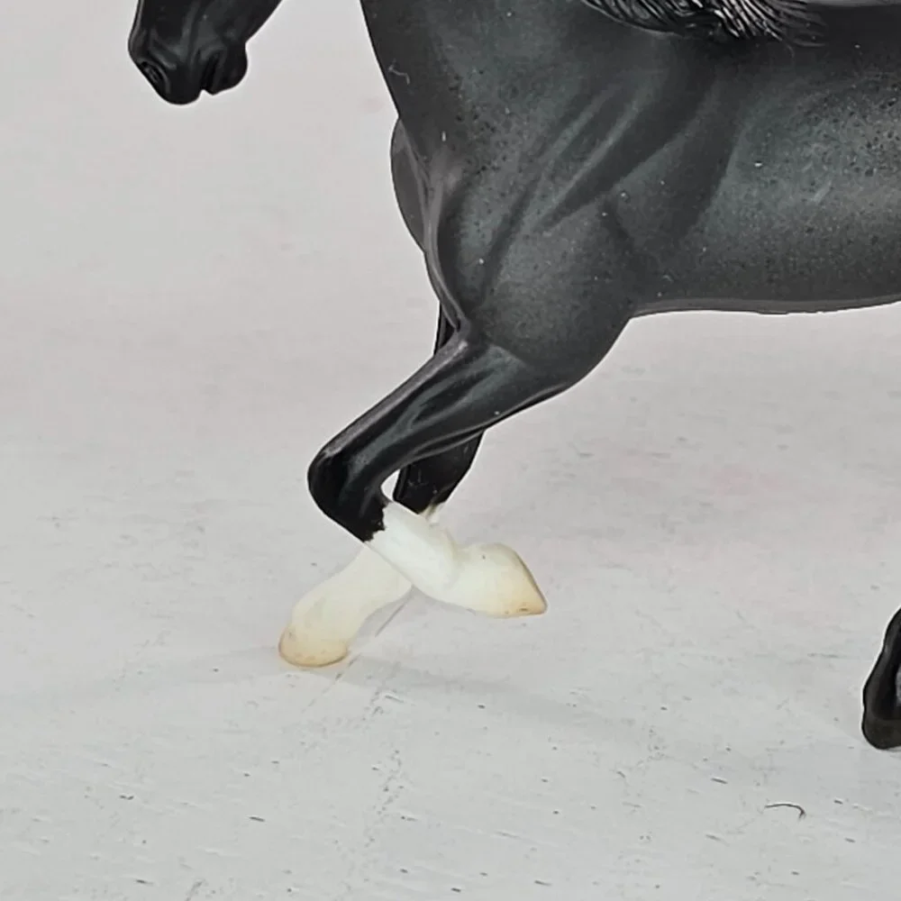 Breyer Stablemate Horse Lover's Collection Paso Fino Dark Grey #5412